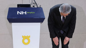 수천만 원 숙박 강호동 농협회장, 대국민 사과&hellip;농협회장직은 유지