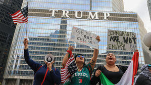 미 유권자 조사에서 '지지 정당 없다' 역대 최고 45%