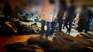 시신 수백구 뒤져 찾은 딸&hellip;"머리나 목 저격" 충격