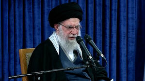 이란 하메네이 "시위로 수천 명 사망&hellip;미국의 음모"