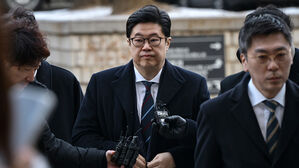 '홈플러스 사태' MBK 김병주 회장 등 경영진 구속영장 모두 기각