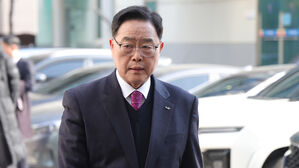 '도청 공무원에 식사 제공' 양주시장 1심 90만 원형&hellip;시장직 유지