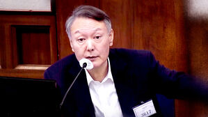 [속보] 윤석열 '체포 방해' 1심 징역 5년 선고