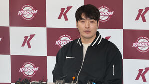 '초보 코치' 박병호 "선수로는 100점&hellip;감독 생각은 아직"