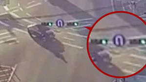 [사건X파일] 신호위반 차량에 평생 고통&hellip;합의금 못 주겠다?