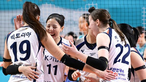 IBK기업은행 5연승&hellip;여오현 대행 체제 '13경기 10승'