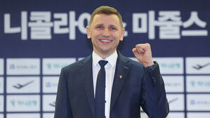 마줄스 농구 대표팀 신임 감독 "체격 크다고 농구 잘하는 거 아냐"