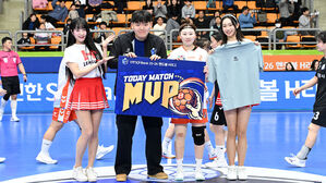 송지영&middot;우빛나 12골 합작&hellip;서울시청, 경남개발공사에 1골 차 승리