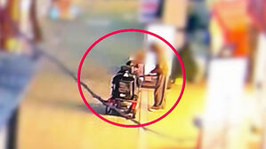 "갑자기 멈췄다" 꼼짝 못 하자&hellip;한파 녹인 사람들