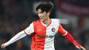 페예노르트 황인범, 강력 중거리포로 '시즌 1호골'