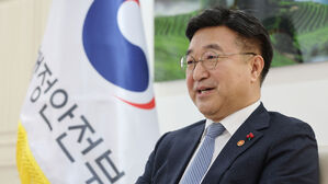 윤호중 행안장관 "공소청에 보완수사요구권, 수사&middot;기소 분리원칙 부합"