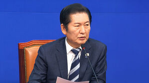 "약속 지켜야" vs "재갈 물리나"&hellip;공개 충돌