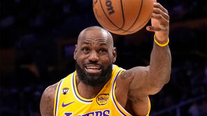 르브론 제임스, 22년 만에 올스타 선발 명단 제외