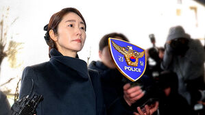 22일 만에 피의자 신분 첫 조사&hellip;강선우 호텔 회동 추궁