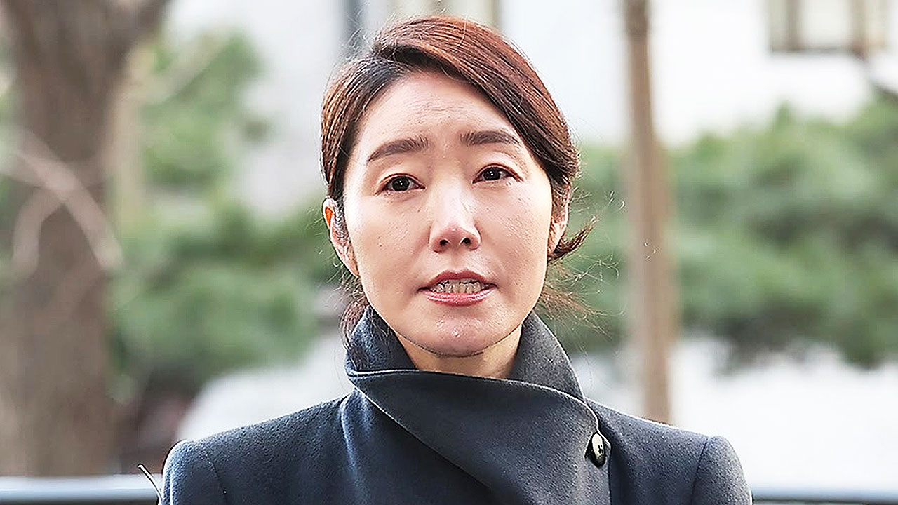 [단독] 15시간 넘게 조사 중…