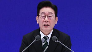 이 대통령 "세금으로 집값 잡지 않겠다"&hellip;'이혜훈 논란' 질문엔