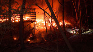 건조한 날씨에 곳곳 산불&hellip;국가소방동원령 발령