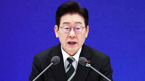 이 대통령, 민주당 '코스피 5,000 특위'와 오찬