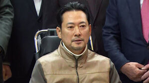 '단식 중단' 장동혁, 눈물 보이며&hellip;"국민과 함께 한 8일"