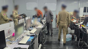 '캄보디아 범죄조직' 73명 강제소환&hellip;전세기 인천 도착