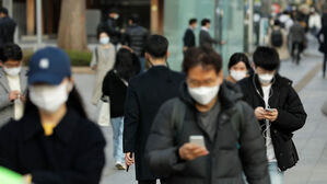 증시&middot;수출 호조에 소비심리 소폭 개선&hellip;1월 '110.8' 기록