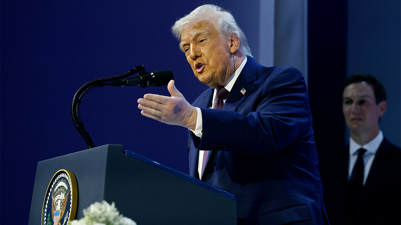 22일(현지시간) 스위스 다보스에서 열린 세계경제포럼(WEF)에서 열린 평화위원회 출범식에 참석한 트럼프 대통령