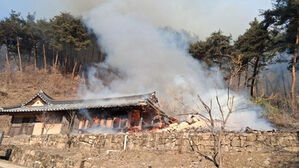 경북 영주서 주택 화재가 산불로&hellip;1시간 만에 주불 진화