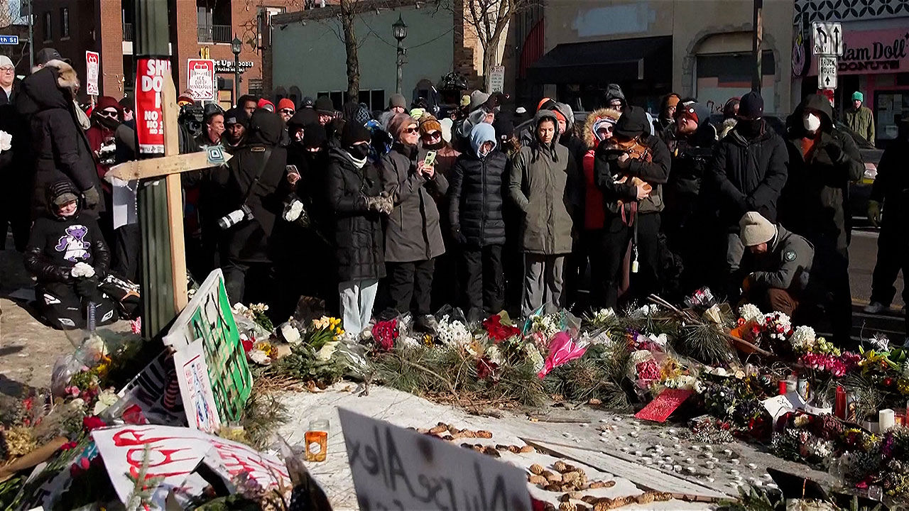 미국 미네소타 이민 당국 잇따른 총격 사망 사건 발생 애도 및 시위 격화
