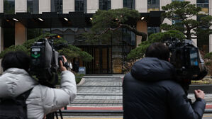 상설특검, 쿠팡CFS 전 대표 소환&hellip;수사 기간 30일 연장 요청