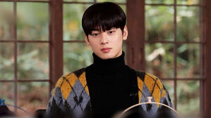 '도피 입대 아니냐' 의혹 터지자&hellip;차은우 결국 입 열었다