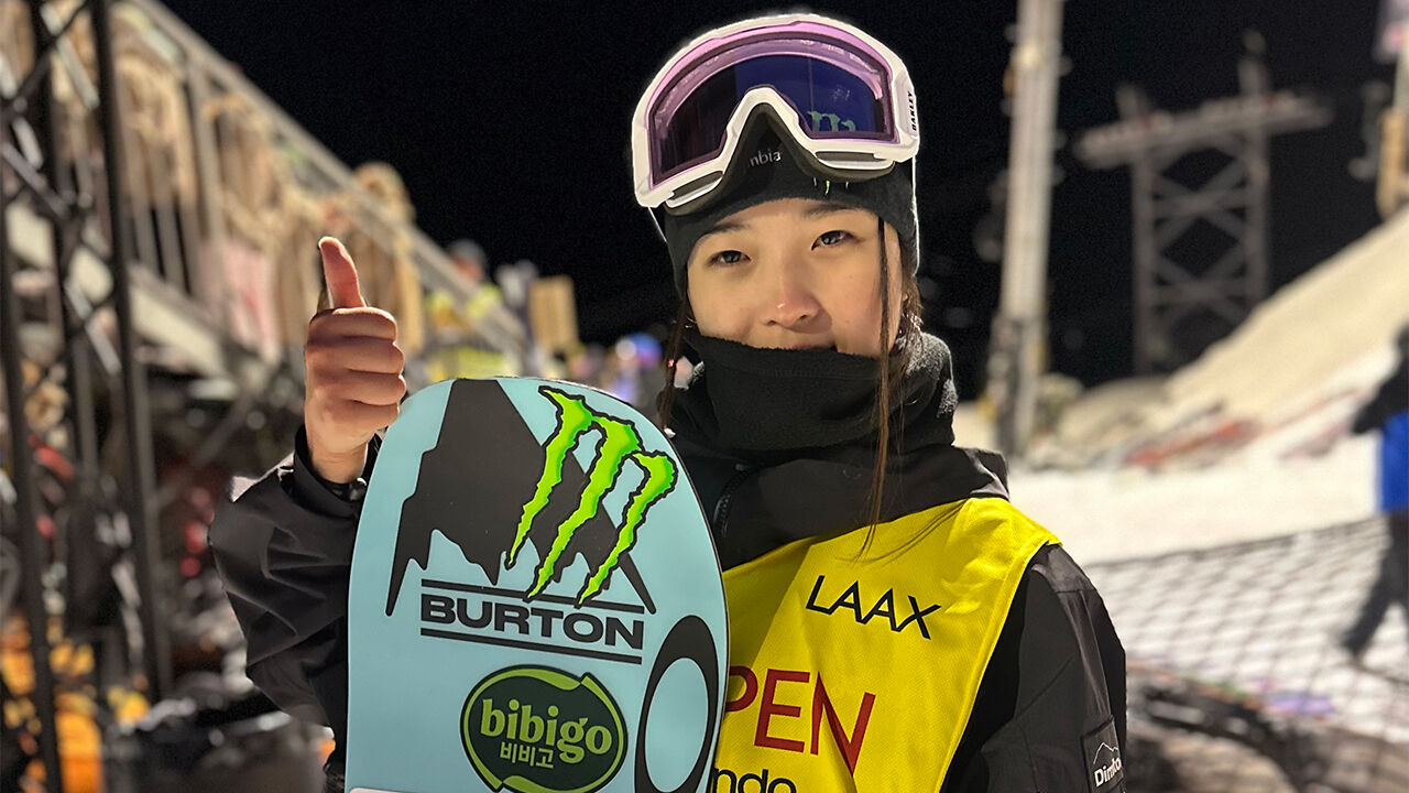 최가온(세화여고)이 지난 18일 2025-2026 FIS 스노보드 월드컵 여자 하프파이프 결선에서 1위를 차지했다 (사진=올댓스포츠 제공, 연합뉴스)