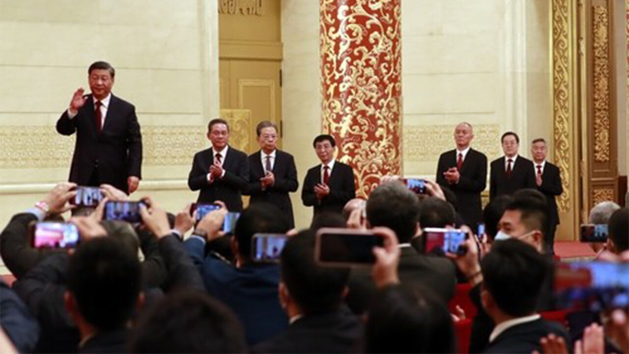 시진핑 국가주석을 비롯한 중국공산당 중앙정치국 상무위원들 (사진=연합뉴스)