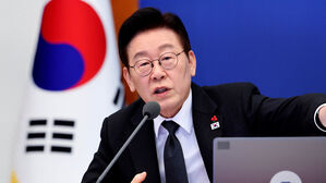 이 대통령 "부동산, 저항 두렵다고 방치하면 안 돼"