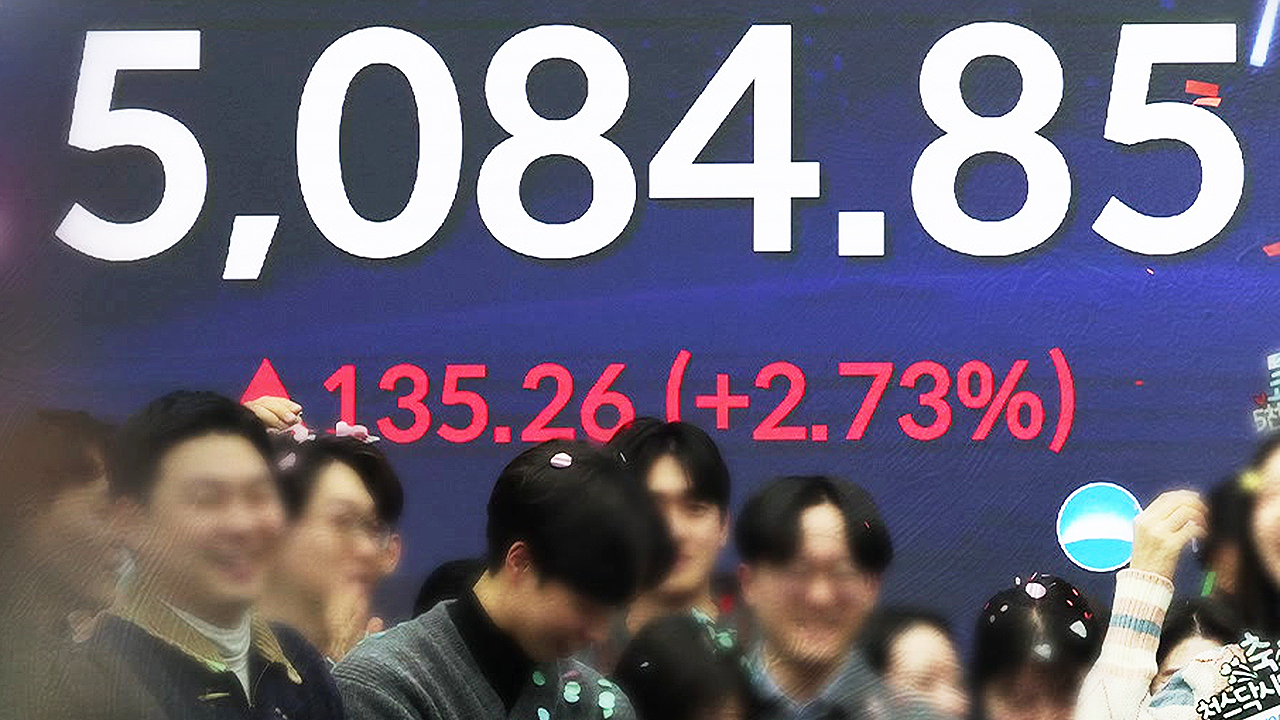 코스피는 또 '사상 최고'…트럼프 '학습 효과'?