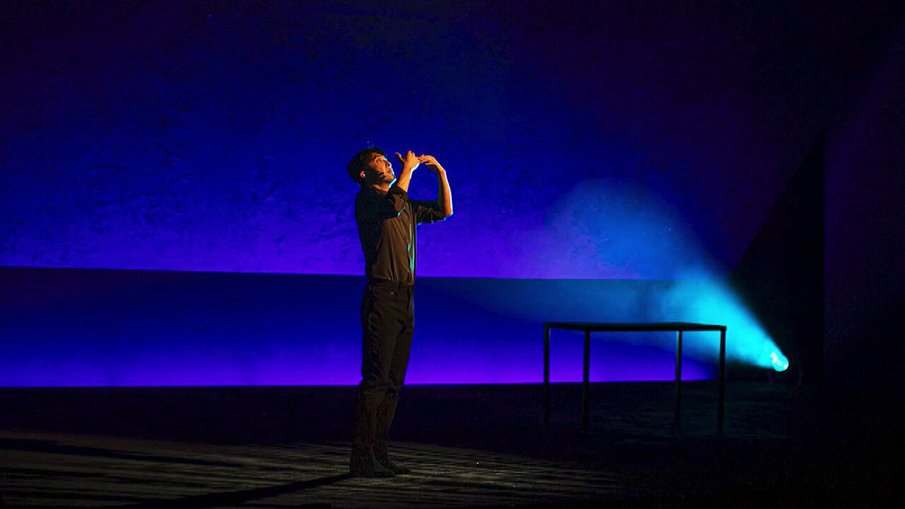 [나이트라인 초대석] 1인극 '살아있는 자를 수선하기'…배우 윤나무