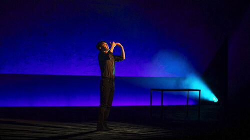 [나이트라인 초대석] 1인극 '살아있는 자를 수선하기'…배우 윤나무