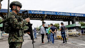 통신 두절된 항공기가 잔해로&hellip;"탑승객 전원 사망" 