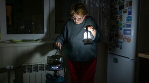 '혹한' 우크라에 대규모 정전&hellip;고압 송전선 오작동