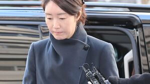 경찰, 강선우 2차 소환&hellip;김경 '1억 진실공방' 종결 후 신병 검토