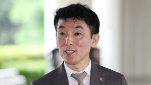 김용현 변호인, '감치 불복' 항고&hellip;대법서 최종 기각