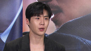 "차은우처럼?" 비난 쏟아지자&hellip;김선호 측 입 열었다