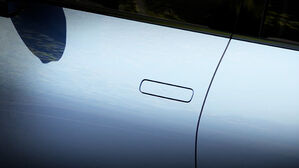 "문에 손잡이가 없어" 불난 차량 갇혀 일가족 사망&hellip;결국