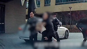 뒷좌석에 축 늘어진 1살&hellip;곧바로 사이렌 켠 경찰들