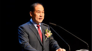 "베트남 처녀 수입하자" 생중계된 충격 발언&hellip;진도군수 결국