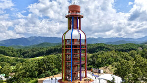 50ｍ 높이 영동 '와인 전망대' 개장&hellip;"관광 랜드마크로 육성"