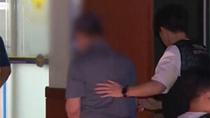 생일상 차린 아들, 사제 총기로 살해&hellip;1심 '무기징역'