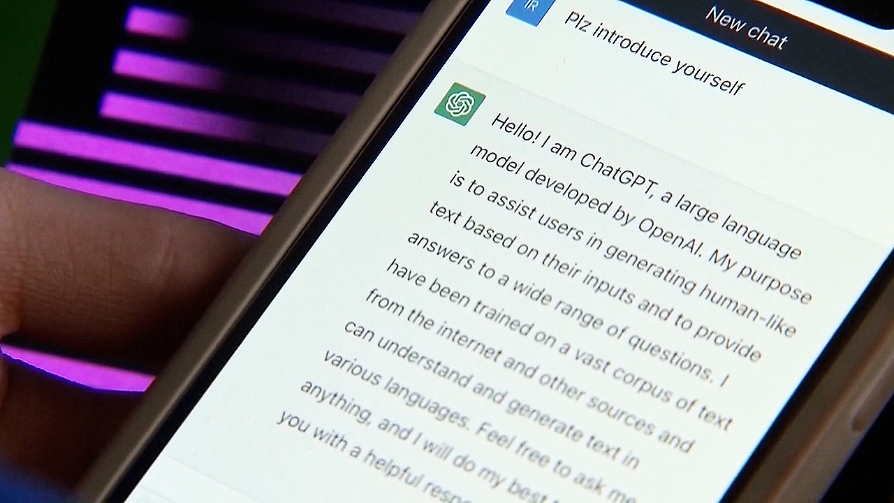 내 고민이 광고</font> 소재로?…챗GPT 광고</font> 도입 논란