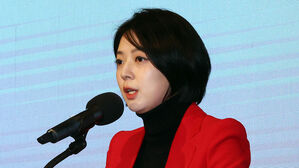 국힘 윤리위, '한동훈 제명 반대' 배현진 징계 절차 착수