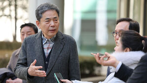 '대장동 50억 공소기각' 곽상도 측 "검찰에 손해배상청구&middot;고소"