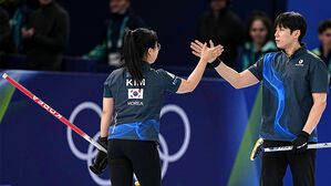 컬링 믹스더블 김선영-정영석, 미국 잡고 마침내 첫 승